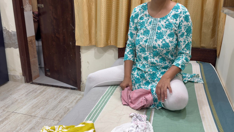 Hornycouple149: India sexy è stato sedotto dal cognato attraverso flirtando e poi...