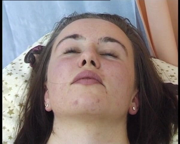 YOUR FIRST PORN: Mein Erstes Mal Vor Der Kamera - Angie My First Time...