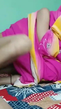 农村少女第一次做爱，农村丰满女孩紧致阴户XXX视频