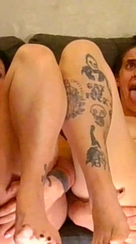 Ahegao 얼굴 벌리기 이중 보지 퍼뜨리기