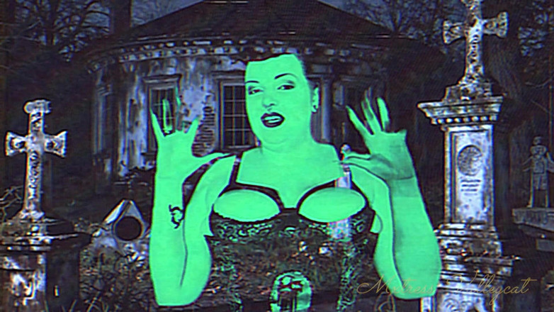 Mxtress Valleycat: Specială pentru ziua paranormală