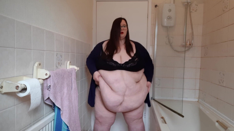 SSBBWLadyBrads: สาวอ้วนยักษ์หอบเหนื่อย สั่นหน้าท้องโยกไปมา