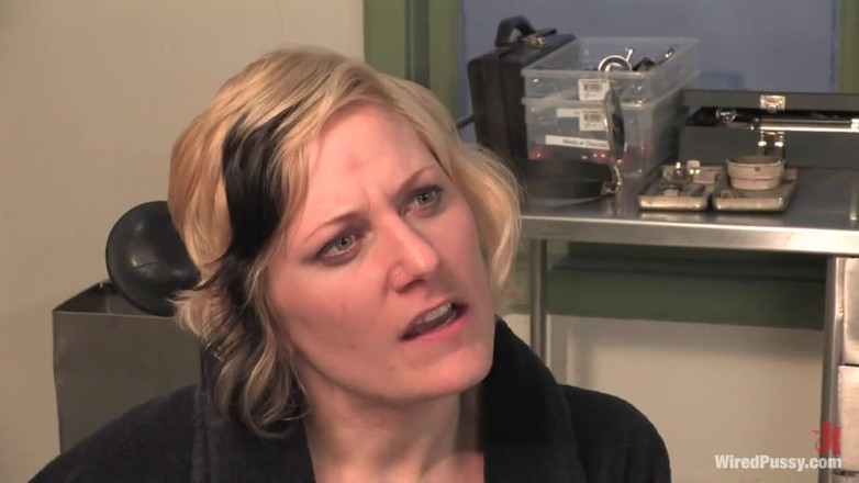 Wired Pussy by Kink: The Dentist