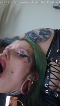 BDSM Lésbico: Deepthroat Y Fisting En La Garganta
