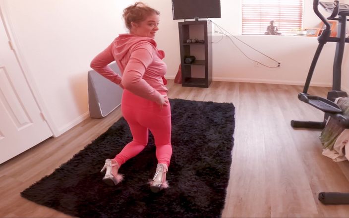 Erin Electra: Gruppen-workout-session mit stiefmutter wird zu schmutzigem arsch-zu-mund-ficken und anal-creampie