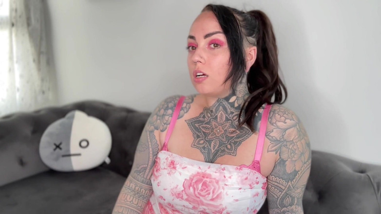 Miss Valentina: Video amatoriale della porta accanto