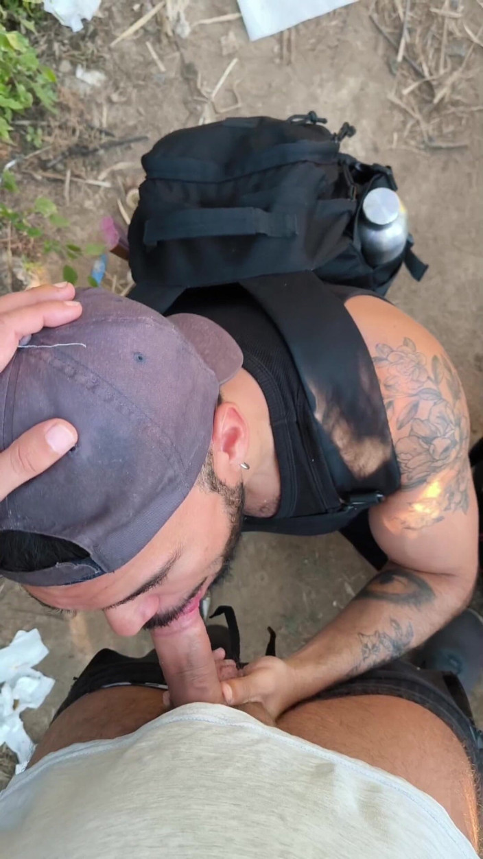 Charlie Ferreira: Jungs haben spaß am cruising-ort