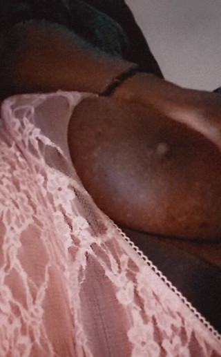 AngelMoca: 早上好我的性感粉丝和追随者Mmm准备上场