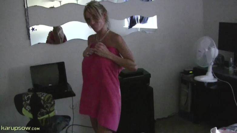Karups Older Women: Armani