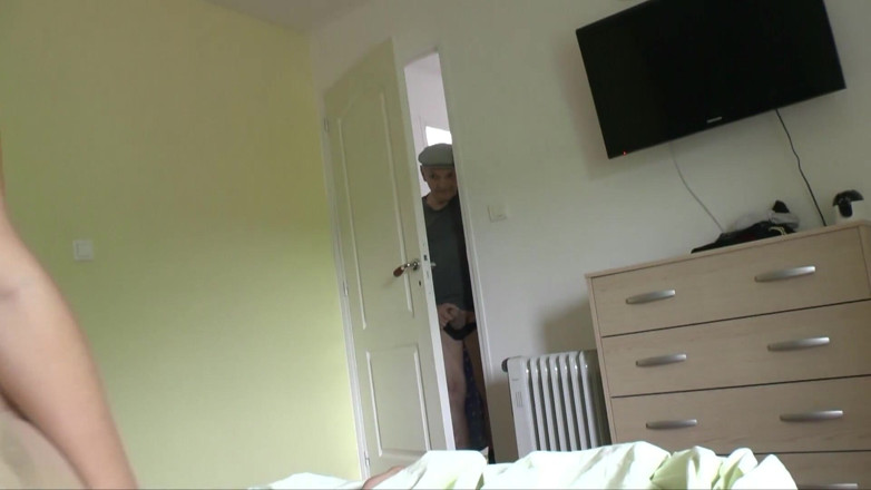Hot Girlz: Pervert girlfriend wants to get fucked three times per day
