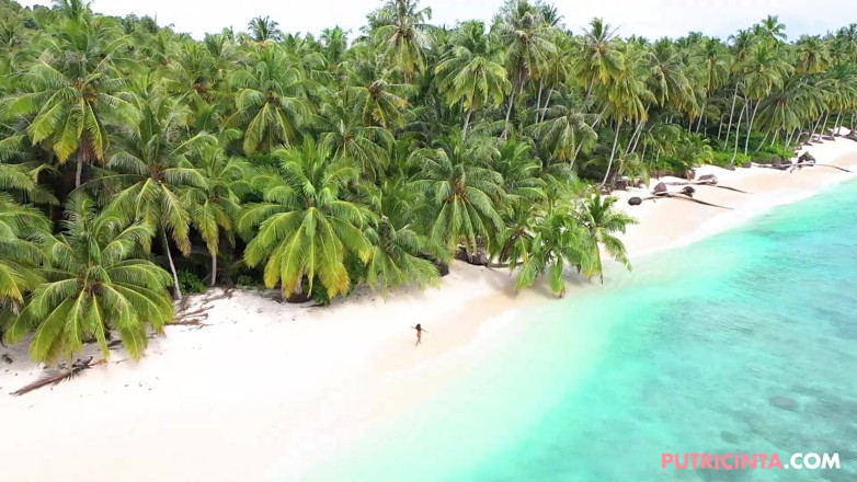 Putri Cinta: Awek Asia Putri Cinta di 'pantai sawit'