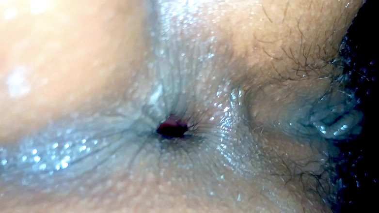 Sexy_girl_nehu: Yenge büyük yarak emiyor ve anal seksi deniyor
