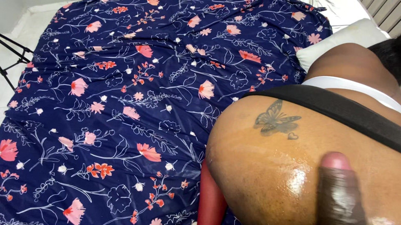 olivercastelistar: Prsatá macecha mi to říká
