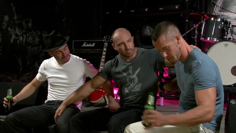 UK Naked Men: Roadie