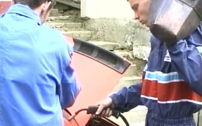 Gay 90's Vintage Porn: エロティックな味を味わう男性 #3