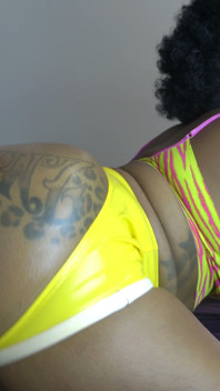Submissa Puta Negra