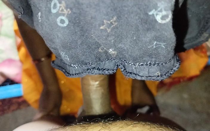 Sunita: Hintli çift ateşli yengenin götü