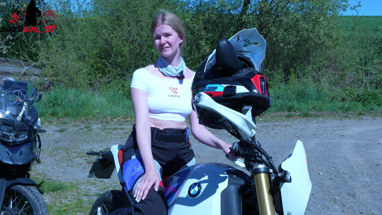 Bikergirl_97: Przedstawiam się!
