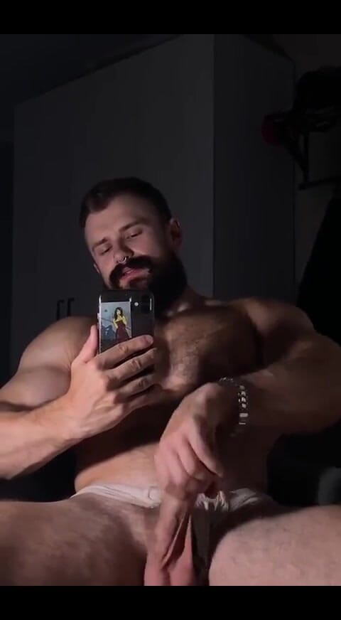 Mister Stone: Växande