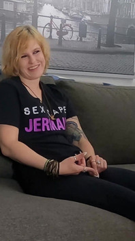 Karlee Paiges första trippel XXX hardcore porr någonsin