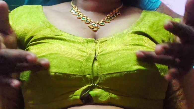 Desi Mohini: Desi Boobs