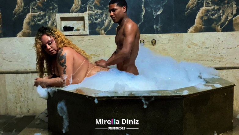 Mirella Diniz: Tia Camilla miluje dobrou společnost