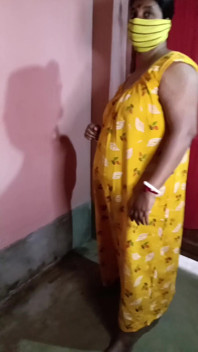 Nude Dance Moment
