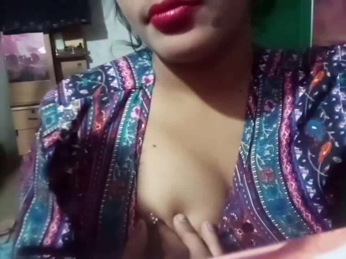 Guddi: Indická sexy bhabhi pro ptáka pro její tvrdý zadek prsty...