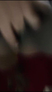 Sensual Sangeeta Bhabhi mostrando sua buceta rosa e dá bom boquete profundo para seu namorado