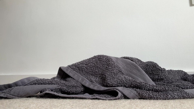 Miss Valentina: Havlumun üzerinde goon