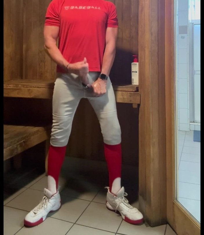 JockDad87: Divertimento alfa nella sauna con Jockdad87 parte 7