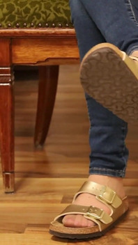Jeans dan gold two-strap sandal - tease kaki nilon