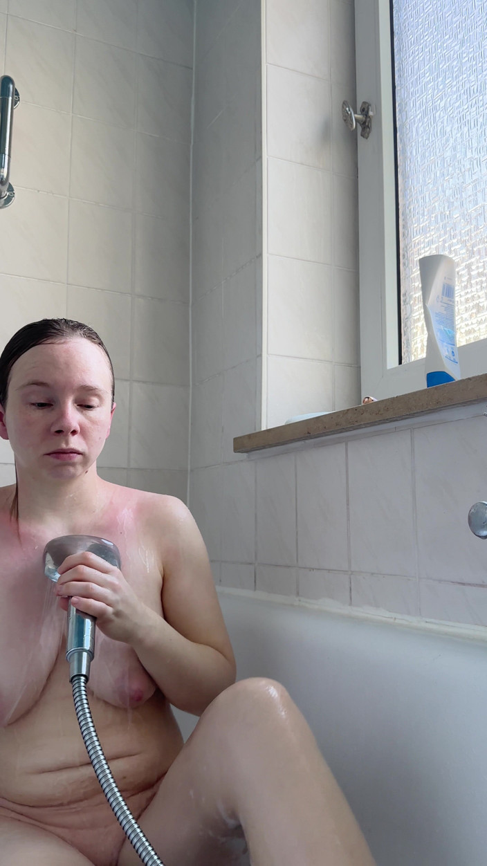 SweetLucy96: Kommst Du Zu Mir in Die Wanne