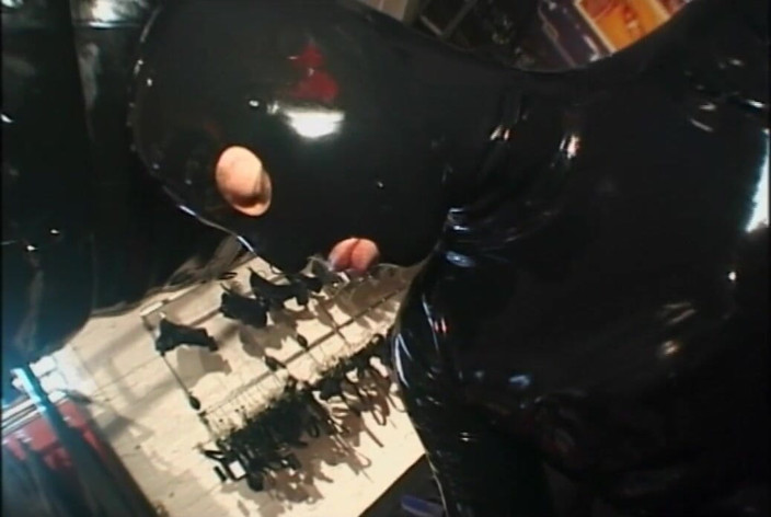 Absolute BDSM films - The original: Masker dan didominasi