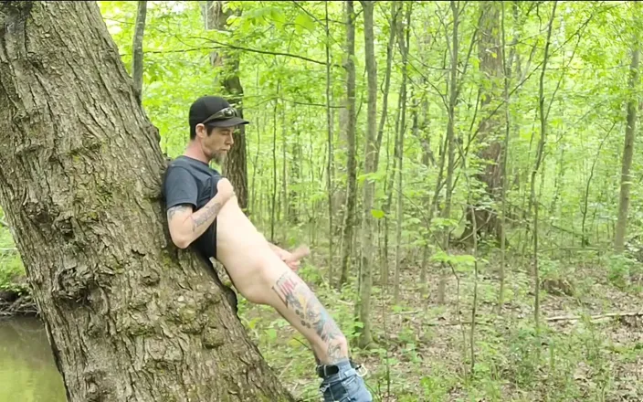 Masturbation Station: Hiking turns into full strip down stroke session