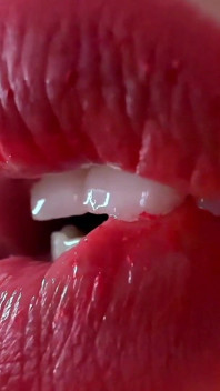 Beautiful Asmr Glory Hole Lips Hot Anippe Want Sucking Your Cock!