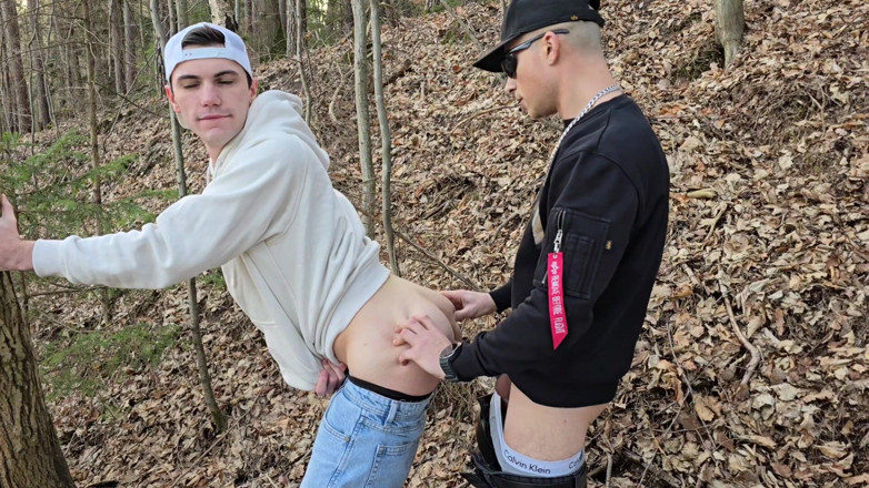 boyzxy212: Outdoor Sex in the Woods with My Gay Slut - He...