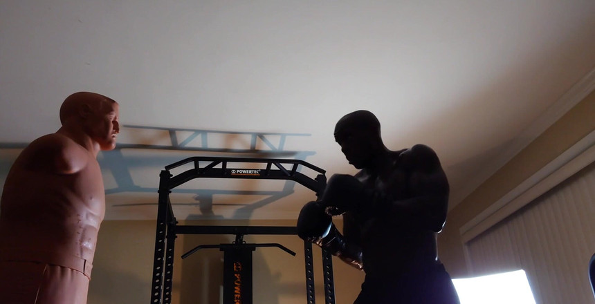 Hallelujah Johnson: 복싱 운동 오늘 다이어트 안전 하 게 잃을 무게의 최대 금액은 1% 주당 체중의