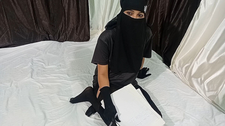 Dearshivani: Castigada por la tarea, chica musulmana en hijab fue follada