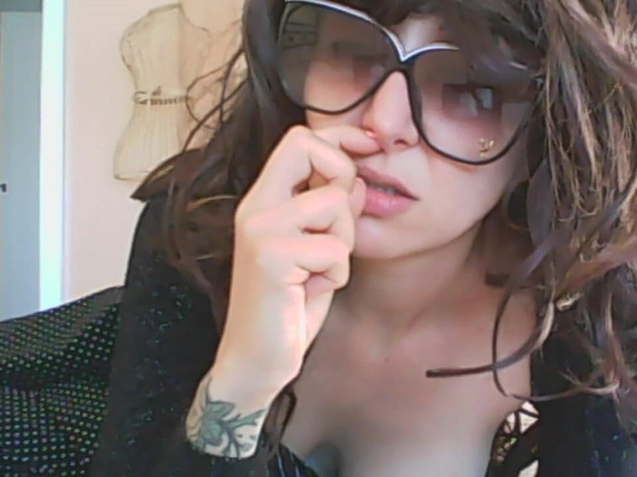 savannahamatoriale: Full Nose