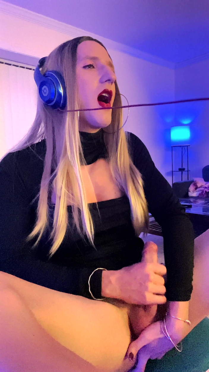 Sissy Bailey Wilde: Kompilacja Femboy Freedom Jerking