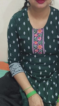 Indiana meia-irmã solta sua bunda grande em ludo jogo fodido em hindi