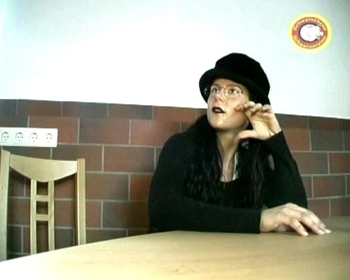 German's Young Babes: 수업 후 서로 핑거링하는 독일 십대