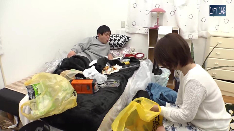 Lust JAV lab: Rijpe schoonheden in hun jaren 40 en 50 die zich overleveren aan...