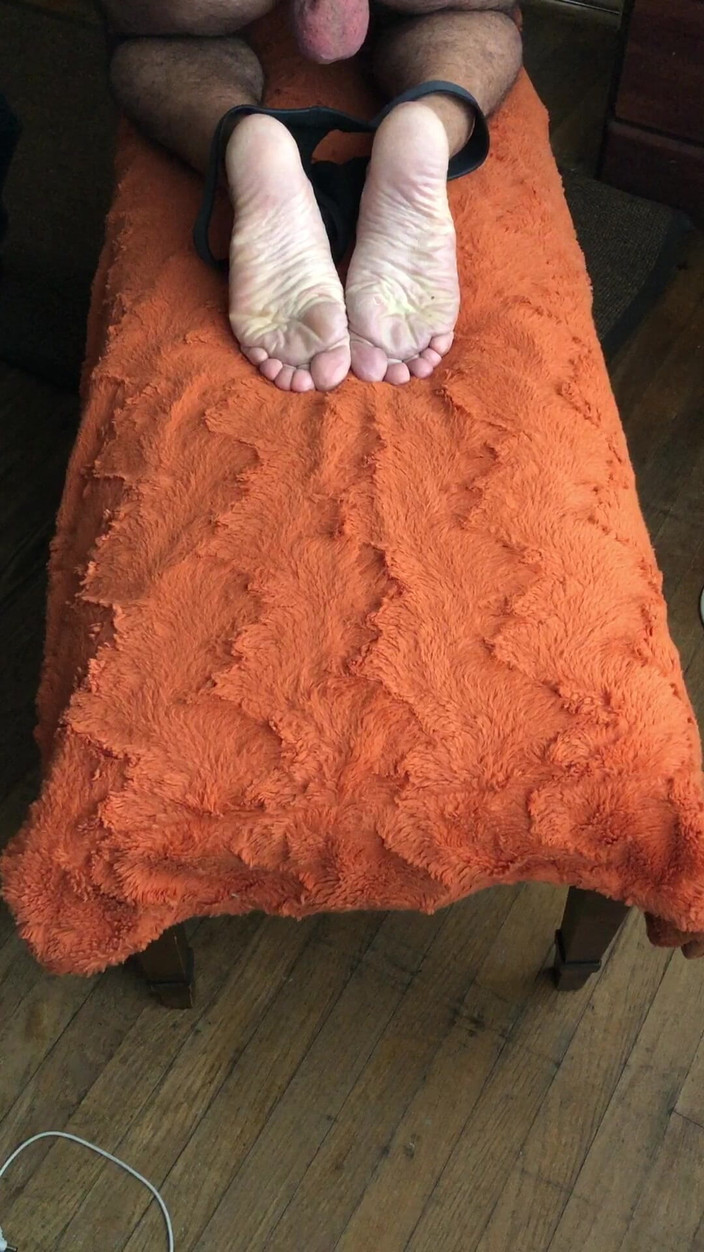 OhTrevor: Ohtrevor het hårig styvfar vaknar upp till Bolero