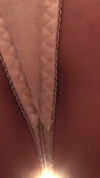 第一人称视角，骑脸盒。你成为一个导师，一个女学生用她的Wedgie thong内裤屁股和阴户粉碎你的脸