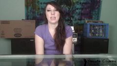 Dakota Charms: Haha, tvůj penis je malý