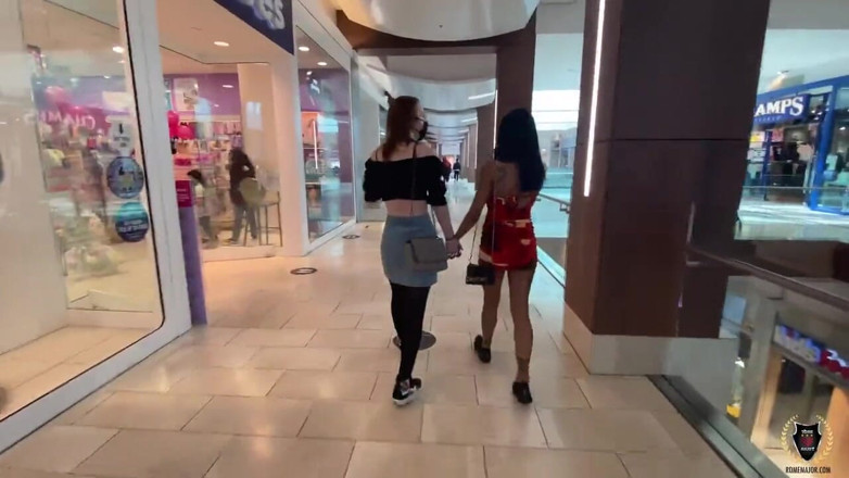 Rome Major: Rome Major Finds 2 Hot Sluts At Local Mall!!