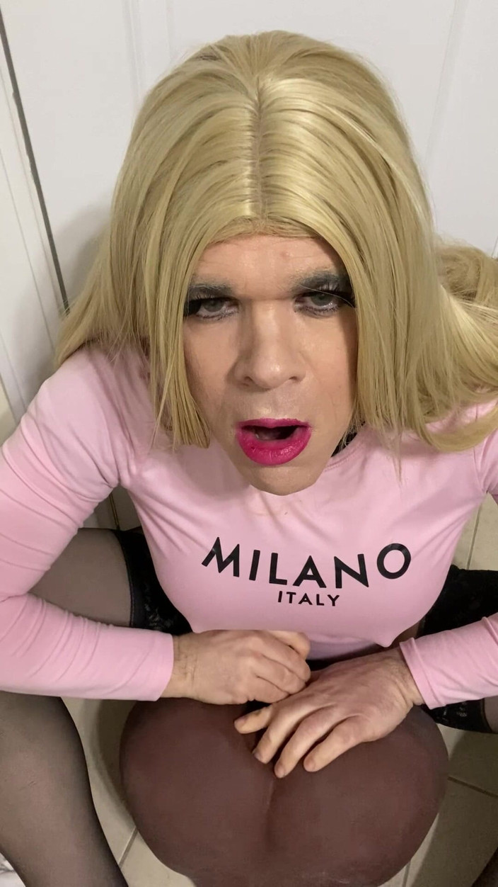MadisonCD2025: Slutty Trans Madison nemůže udržet ruce od této nové kundičky...