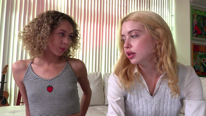 Mano Job: Allie Addison & Chloe Cherry Dalam Pembantu Jerkoff Yang Baik